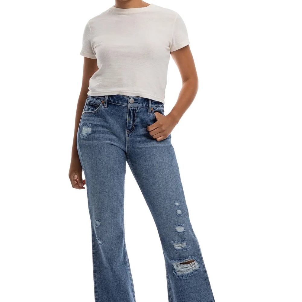 Mid Rise Destructed Mini Boot 32" - 1822 Denim